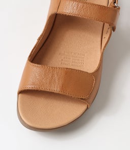 MATIE SU DK TAN GUM SOLE LEATHER