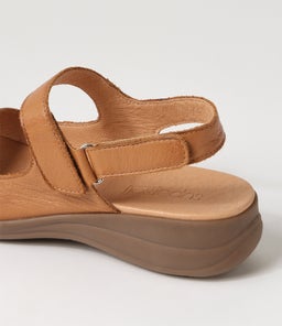 MATIE SU DK TAN GUM SOLE LEATHER