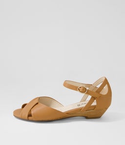 BROCK2 SU TAN LEATHER