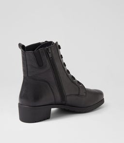 CASH SU BLACK LEATHER