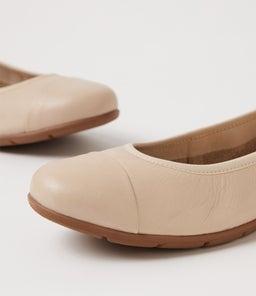HALLIES SU ALMOND LEATHER
