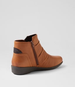 PARISA SU NEW TAN BROWN LEATHER