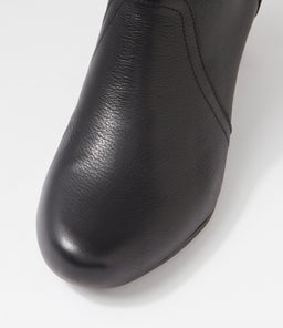 FELICIITY SU BLACK LEATHER