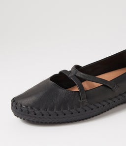WONDERFUL SU BLACK BLACK SOLE LEATHER