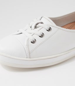 AUGUSTS SU WHITE LEATHER