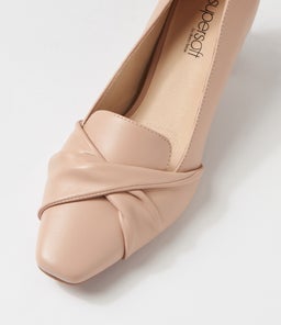 JAPAN SU NUDE LEATHER