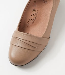 LERINI SU TAUPE LEATHER