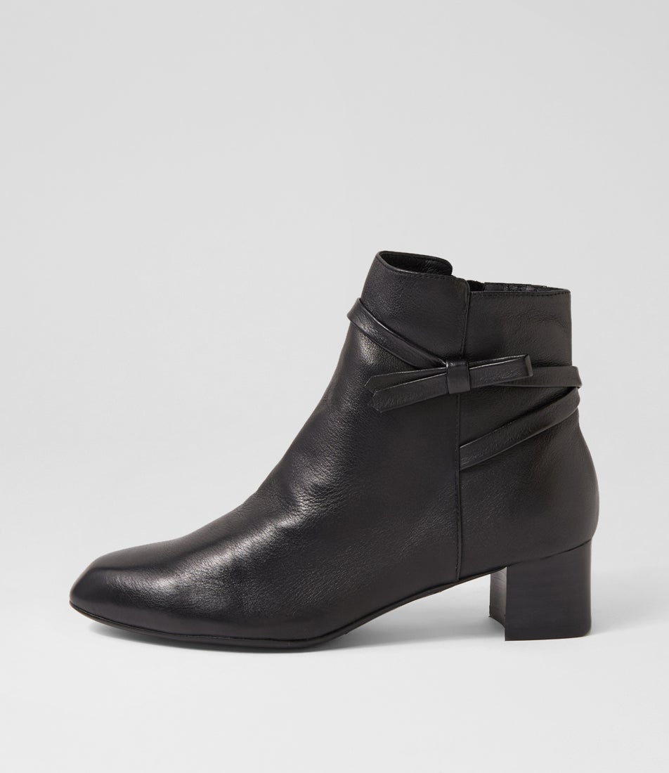 Marshas Su Black Leather