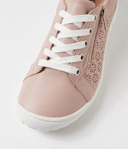TIMMI SU BLUSH WHITE SOLE LEATHER