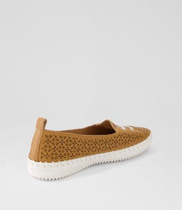 WIN SU DK TAN LEATHER