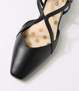 KAYLAS SU BLACK LEATHER