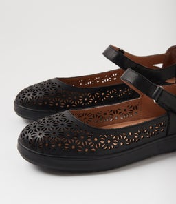 ZELINDA SU BLACK BLACK SOLE LEATHER