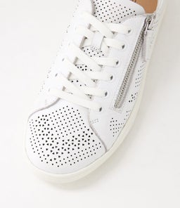 EQUALLY SU WHITE LEATHER