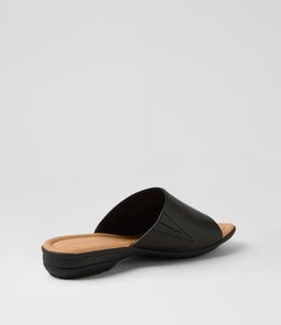 BENNETS SU BLACK BLACK SOLE LEATHER