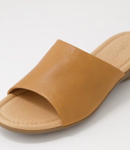 BENNETS SU DK TAN GUM SOLE LEATHER