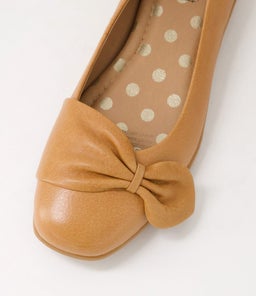 CONNOR SU DK TAN LEATHER