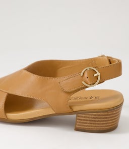 DESTINI SU DK TAN LEATHER