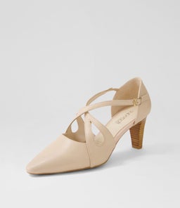 NESSI SU NUDE LEATHER