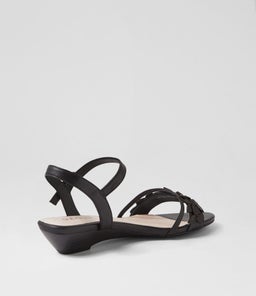 BLOSSUMS SU BLACK LEATHER