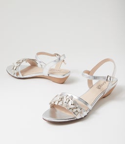 BLOSSUMS SU SILVER LEATHER