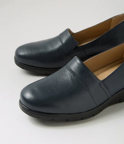 GAYYE D SU NAVY LEATHER