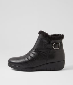 GIIA SU BLACK LEATHER