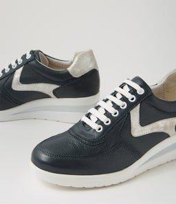 RAIE SU NAVY SILVER LEATHER SUEDE