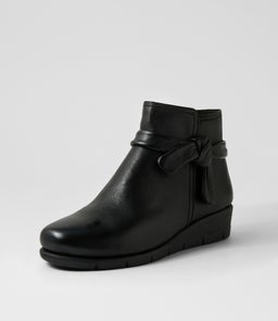 MAYI SU BLACK LEATHER
