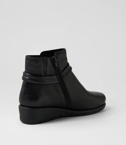 MAYI SU BLACK LEATHER