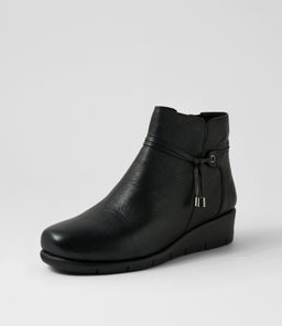 MAYSI SU BLACK LEATHER