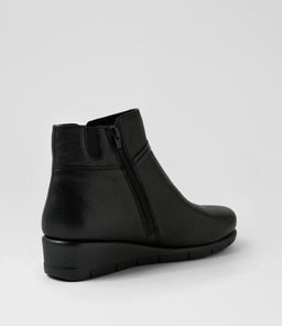 MAYSI SU BLACK LEATHER
