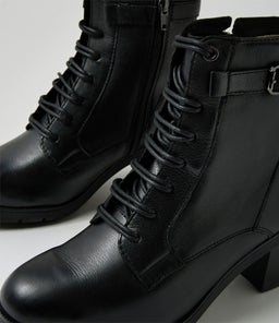 AVVA SU BLACK LEATHER