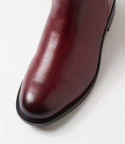 DANNELA SU RASPBERRY VINTAGE LEATHER