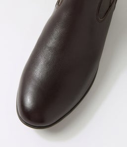 FELICITEY SU DK BROWN LEATHER