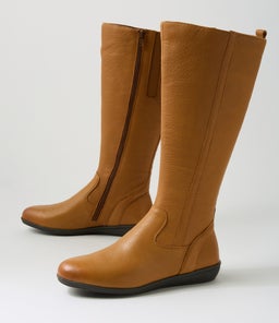 FELICITEY SU NEW TAN LEATHER
