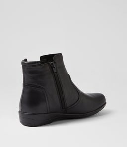POPPI SU BLACK LEATHER