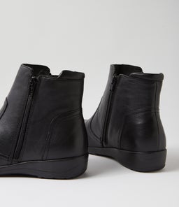 POPPI SU BLACK LEATHER