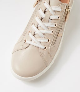 EMILLIO SU ALMOND PLATINUM LEATHER SUEDE