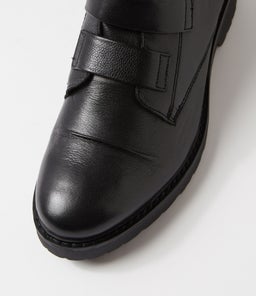 SOLANE SU BLACK LEATHER