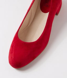 DAISAY SU RED SUEDE