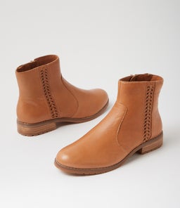 HAZZLE SU DK TAN LEATHER