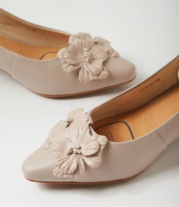 LOVEI SU OATMILK LEATHER