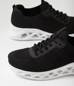 LIVEABLE SU BLACK KNIT