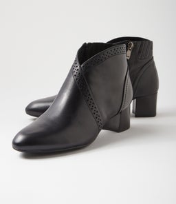 MASHA SU BLACK LEATHER