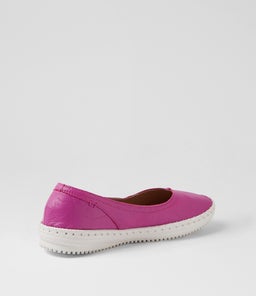 WAYSON SU ORCHID LEATHER