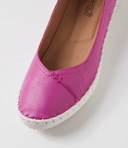 WAYSON SU ORCHID LEATHER