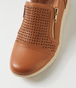 DALLIAS SU DK TAN LEATHER