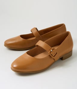 PATTE SU DK TAN LEATHER