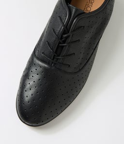 PAVINA SU BLACK LEATHER