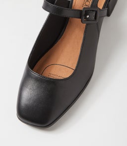 TRACEI SU BLACK LEATHER